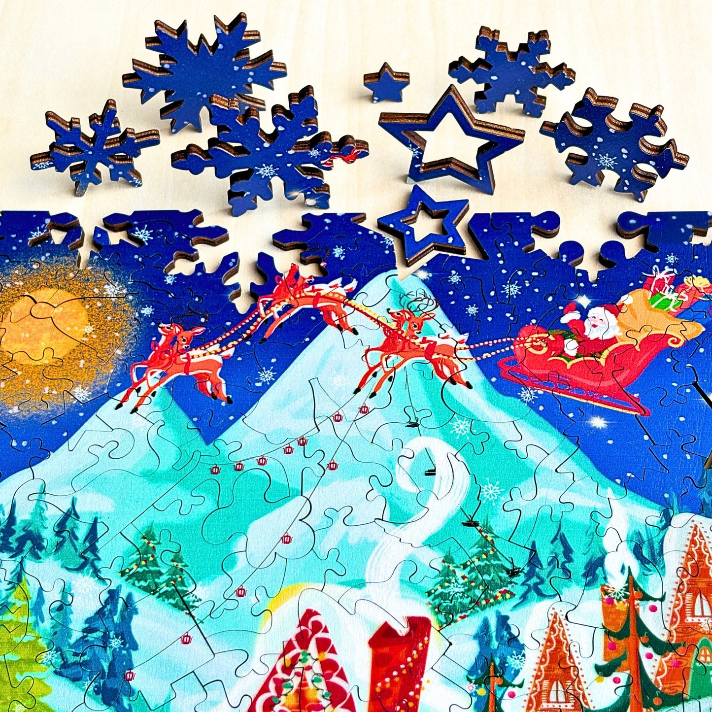 213-pieces Twigg Santa's Workshop