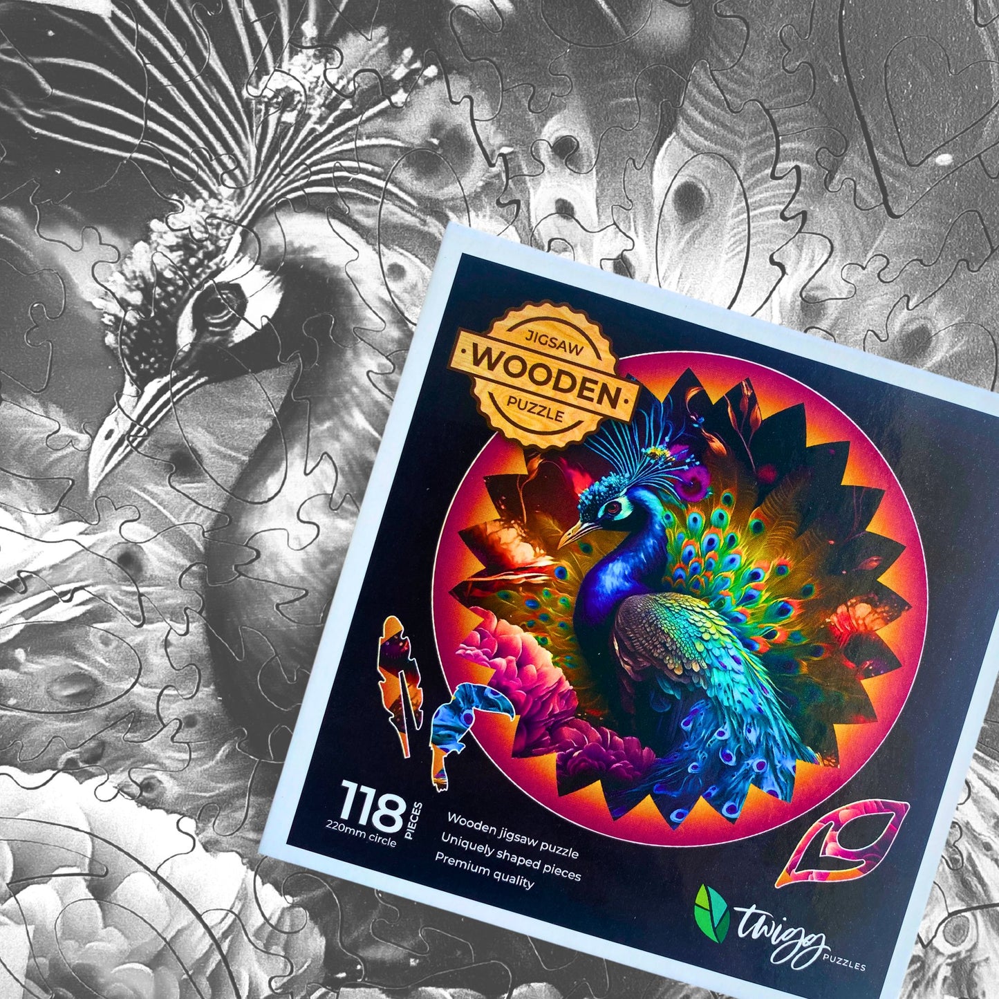 118 pieces - Penelope Peacock