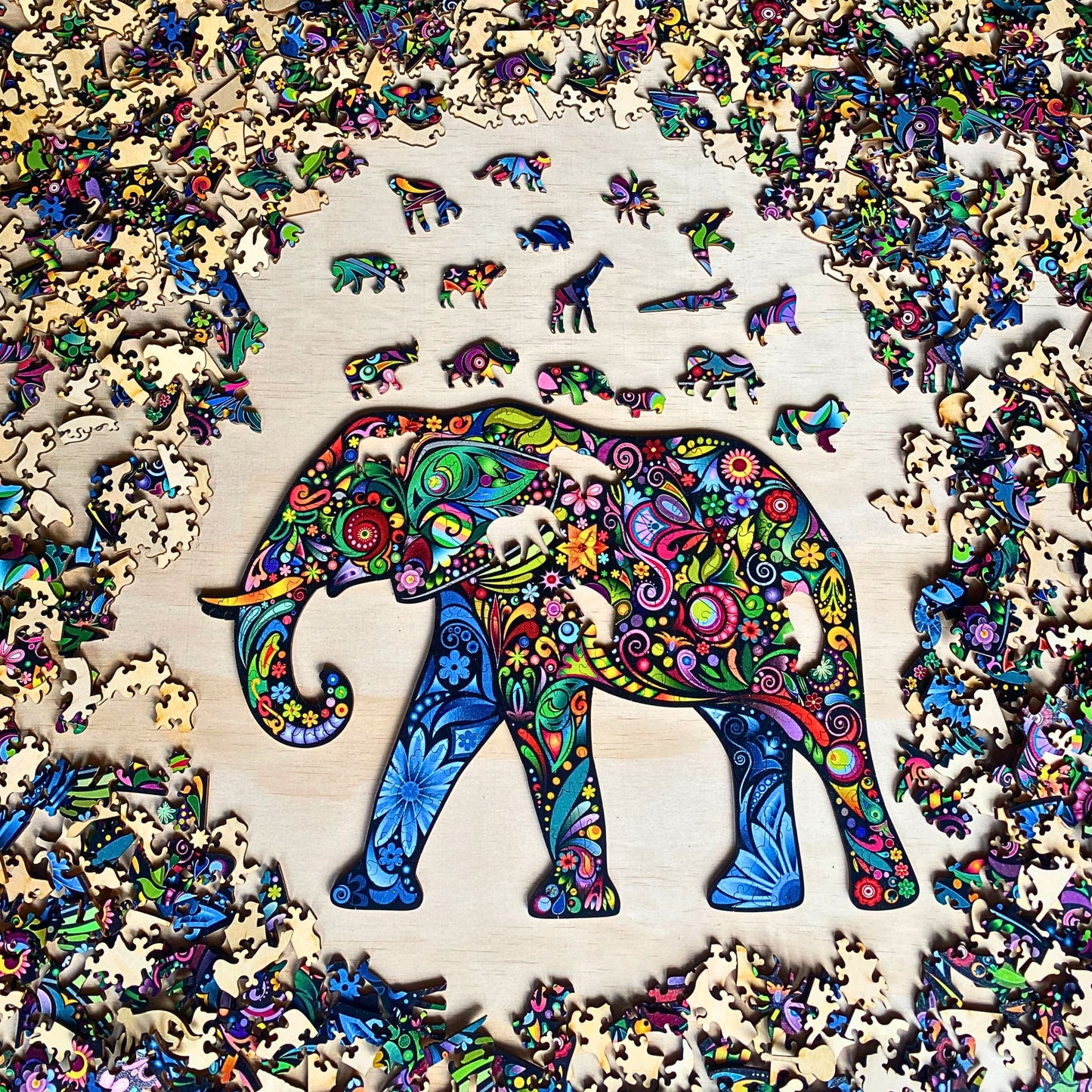 174 pieces - Ellie Elephant